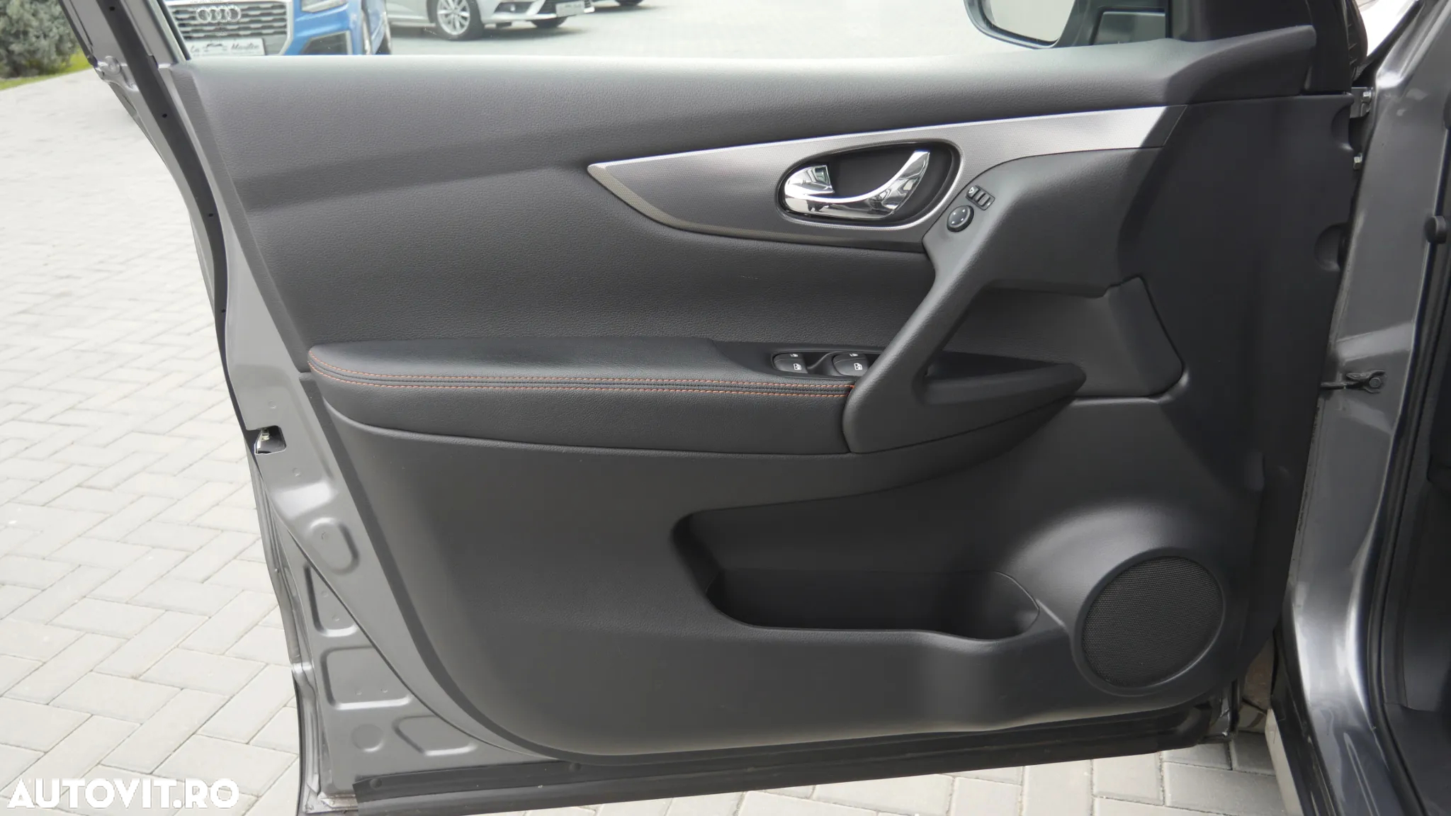 Nissan Qashqai 1.3 DIG-T N-MOTION - 14