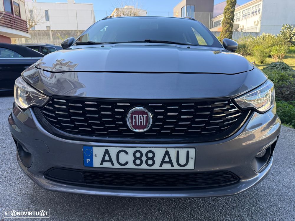 Fiat Tipo Station Wagon 1.6 M-Jet Lounge Tech J17 - 12