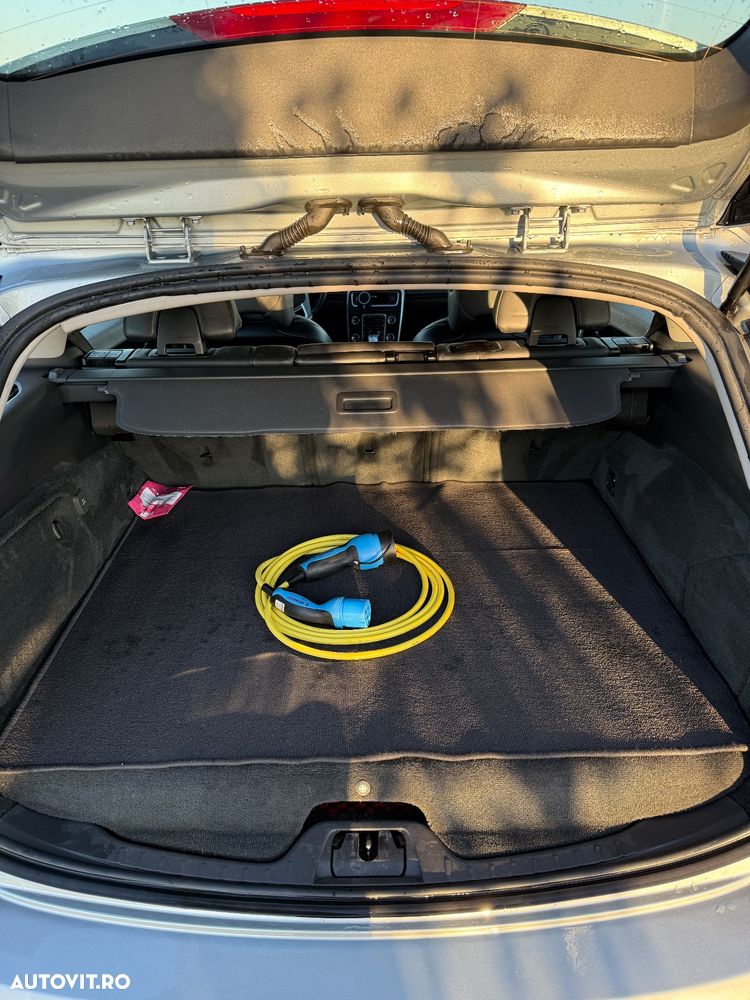 Volvo V60 D6 Plug-In-Hybrid AWD Geartronic Pure Limited - 10