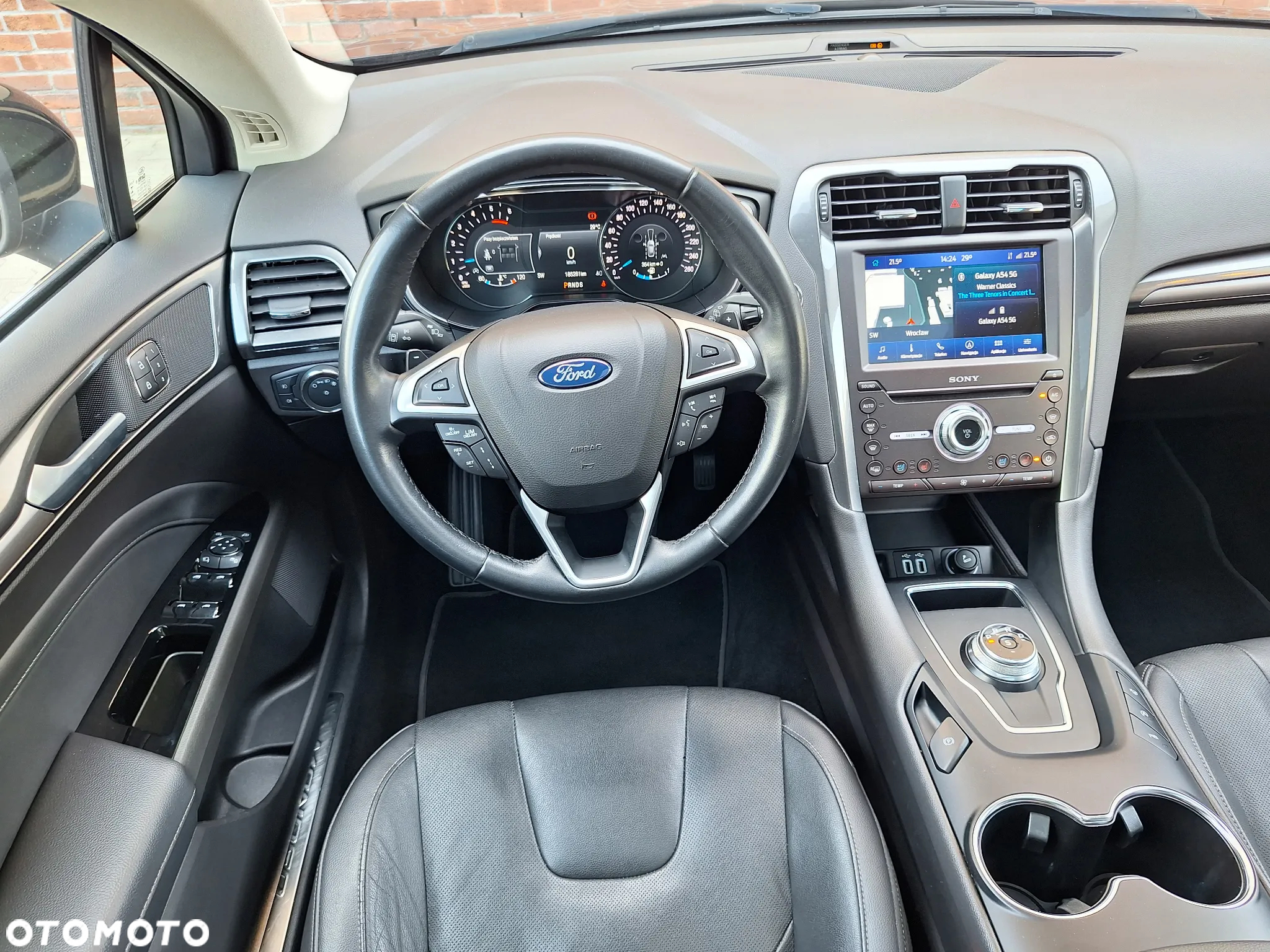 Ford Mondeo 2.0 EcoBlue Titanium - 28