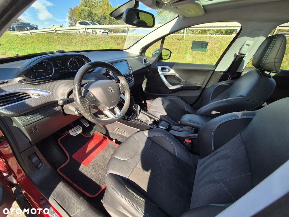 Peugeot 2008 PureTech 110 Stop&Start EAT6 Crossway - 17