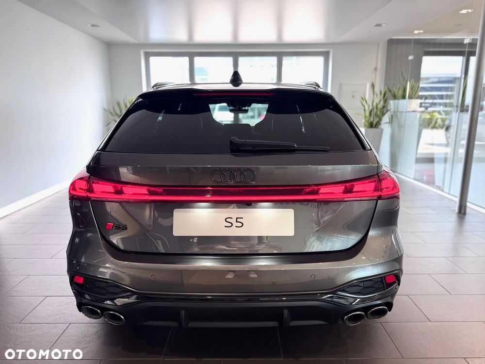 Audi S5 Avant - 8