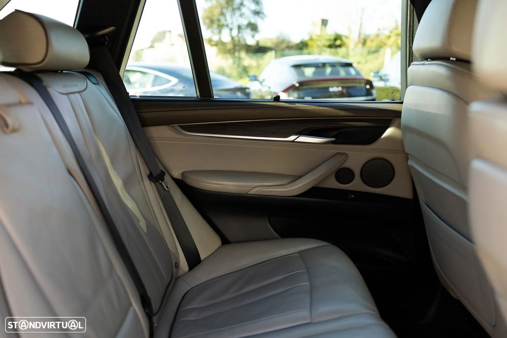 BMW X5 xDrive40e - 31