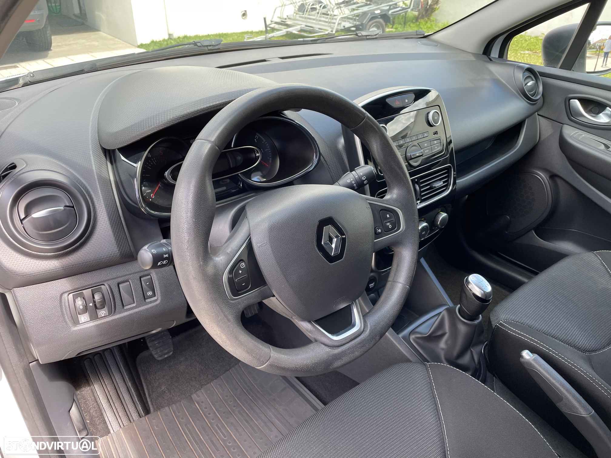 Renault Clio 1.5 DCI - 18