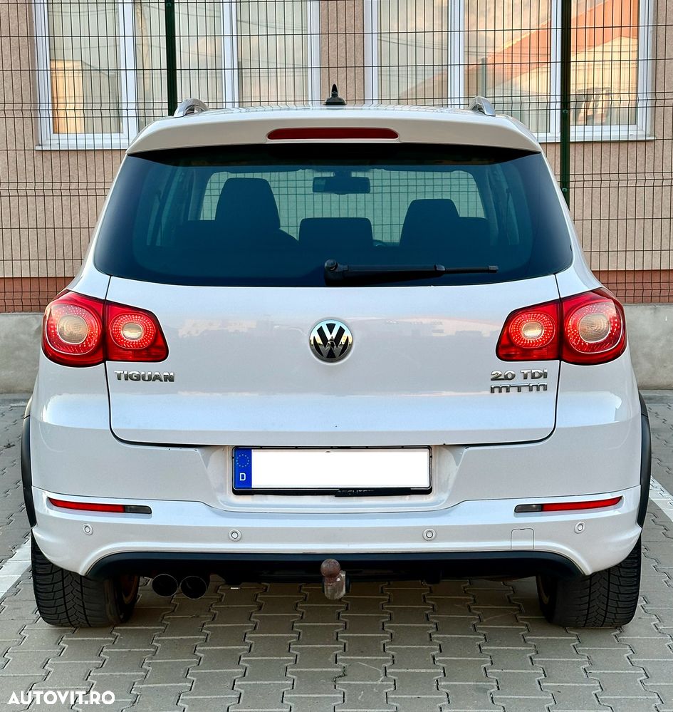 Volkswagen Tiguan - 4