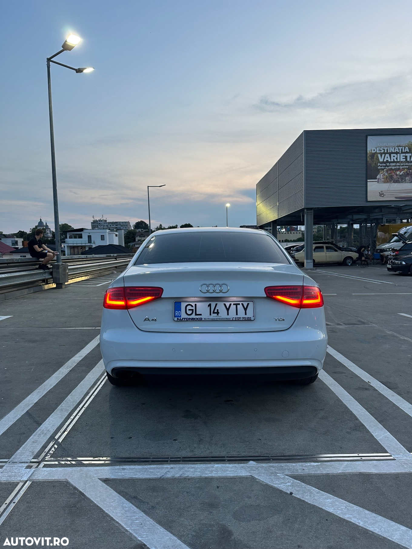 Audi A4 2.0 TDI B8 Multitronic - 6