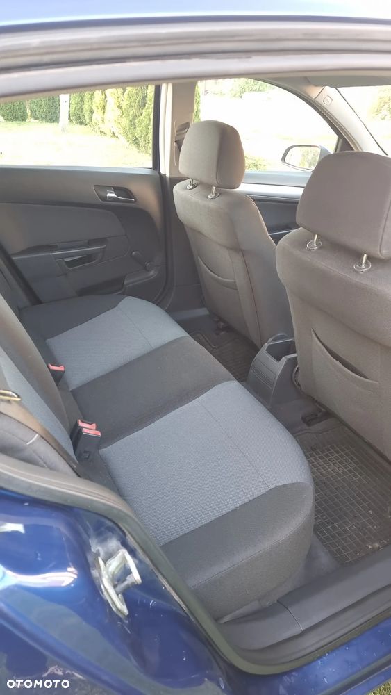 Opel Astra 1.6 - 4
