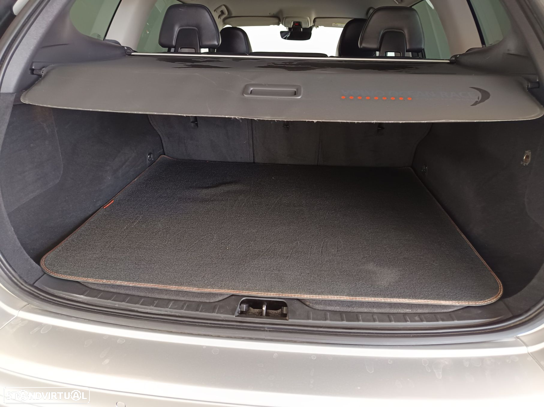 Volvo XC 60 2.0 D4 VOR Geartronic - 11