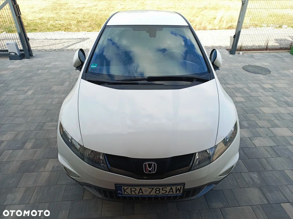 Honda Civic 1.8 GT Special Edition - 12
