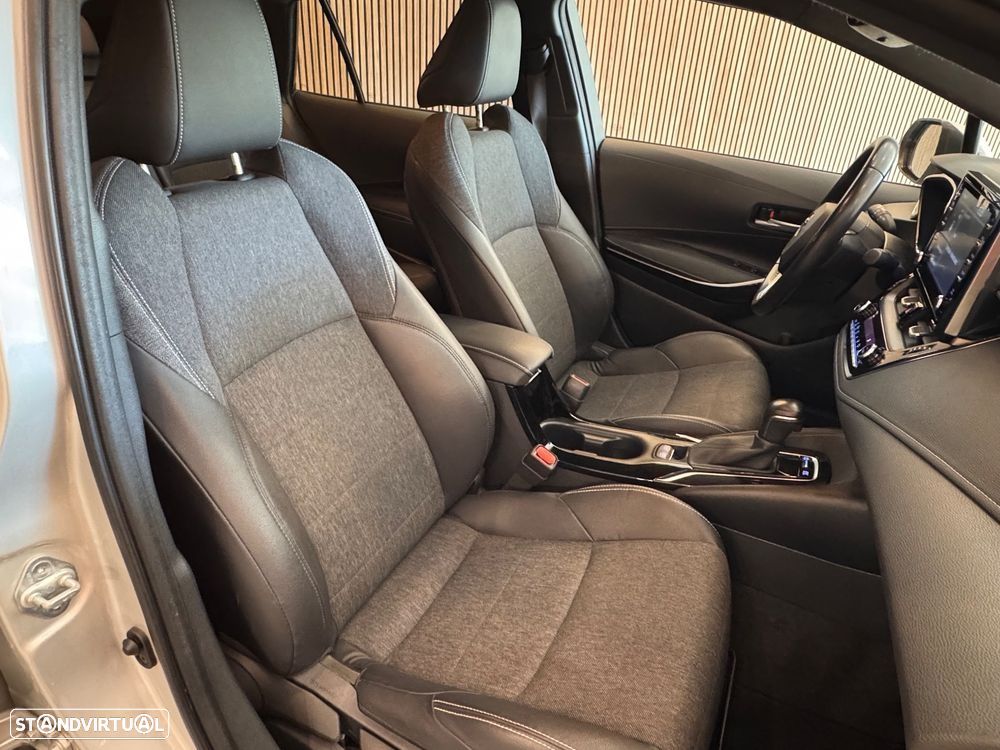 Toyota Corolla Touring Sports 1.8 Hybrid Exclusive - 14