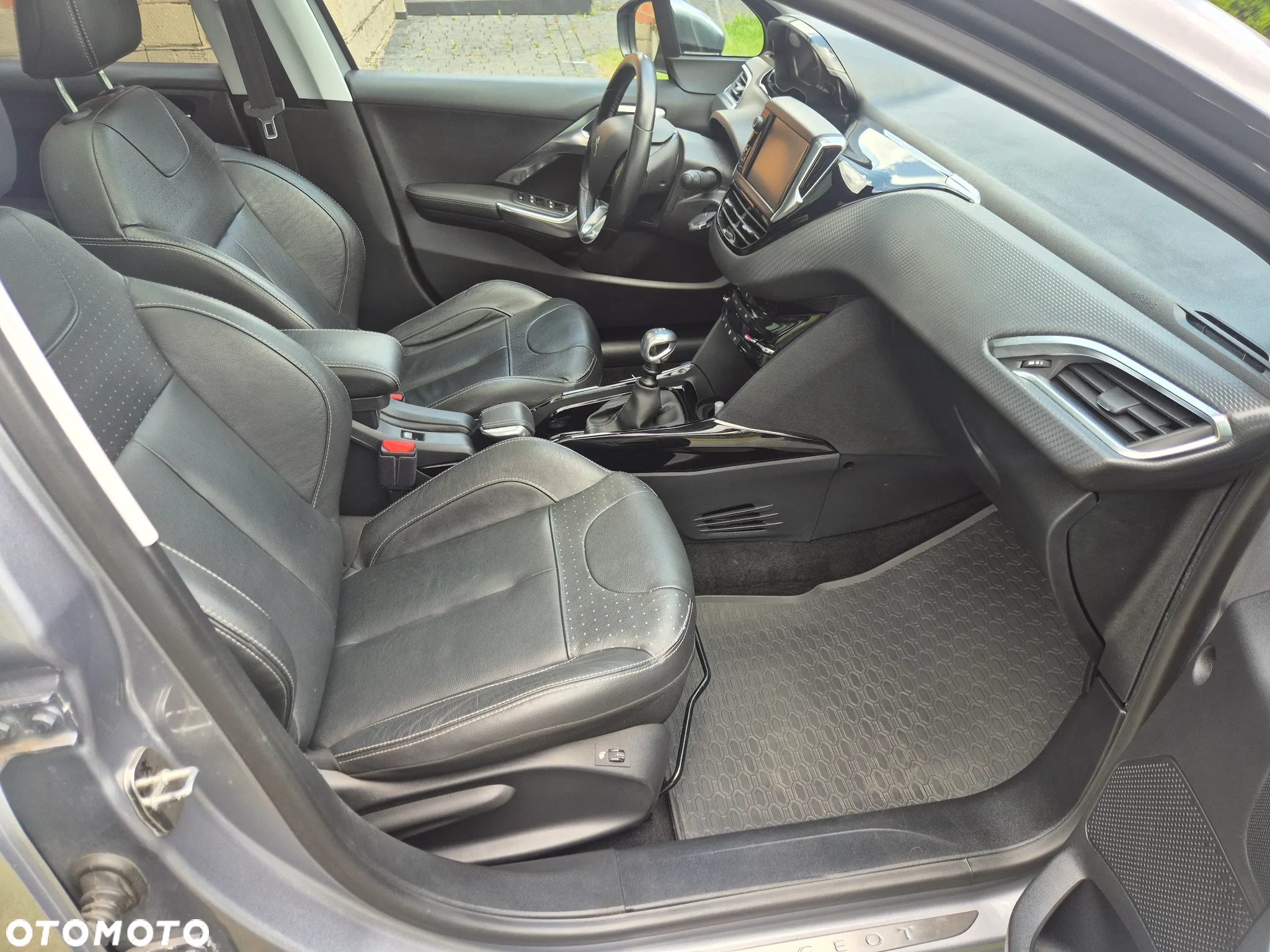 Peugeot 2008 1.6 BlueHDi Crossway S&S - 15
