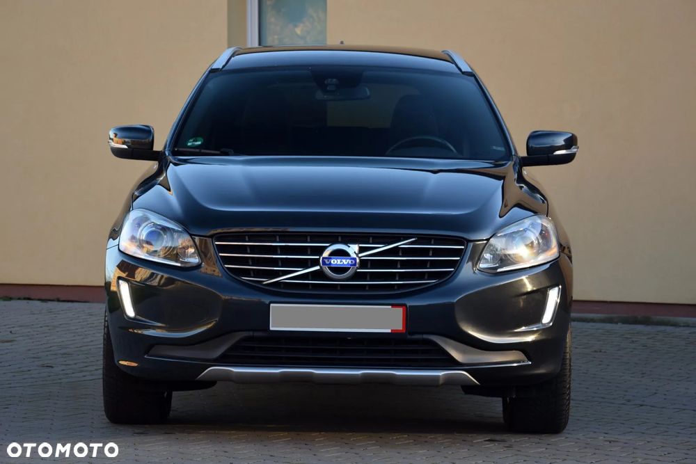 Volvo XC 60 D5 AWD Geartronic Momentum - 3