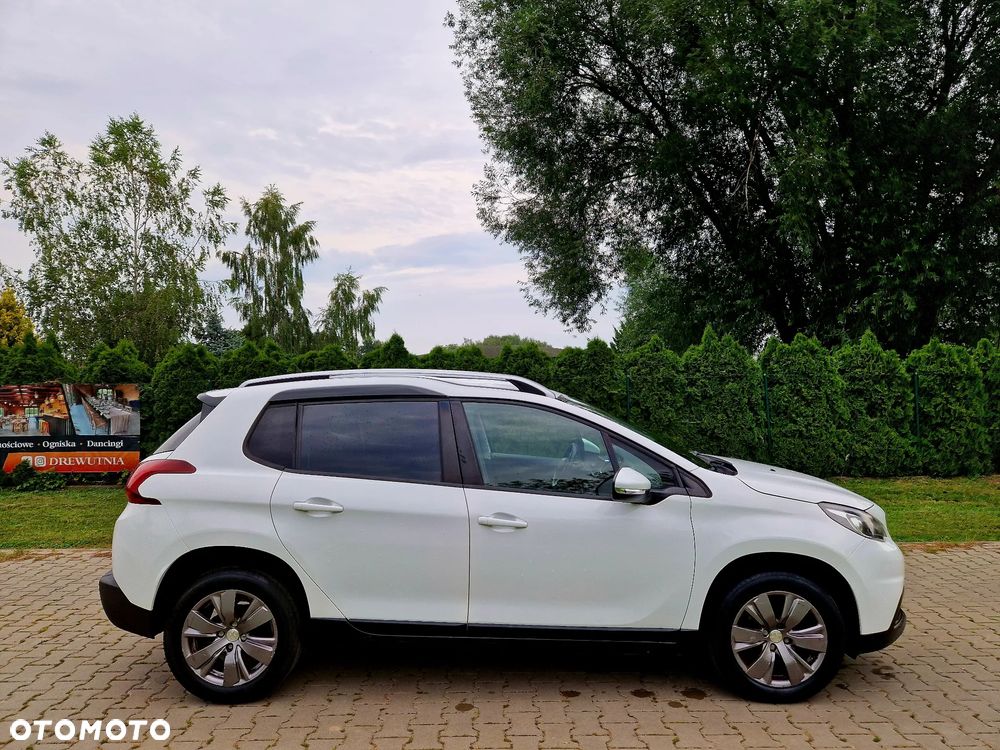 Peugeot 2008 - 13