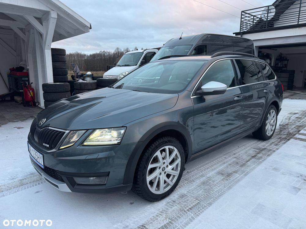 Skoda Octavia Scout 2.0 TDI 4x4 DSG - 1