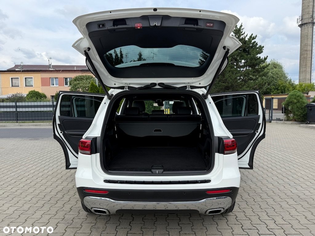 Mercedes-Benz GLB 200 d 8G-DCT - 11