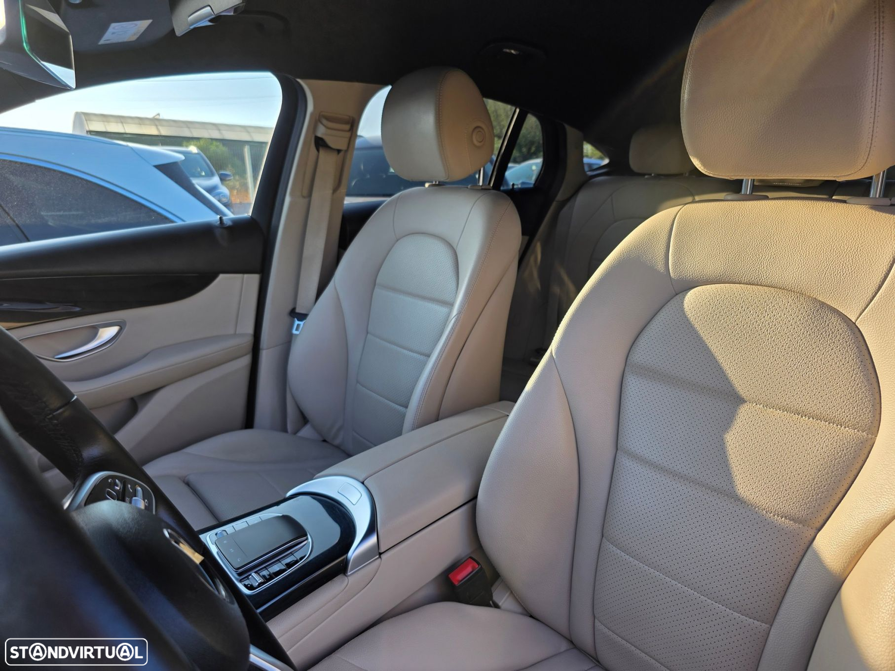 Mercedes-Benz GLC 300 - 12