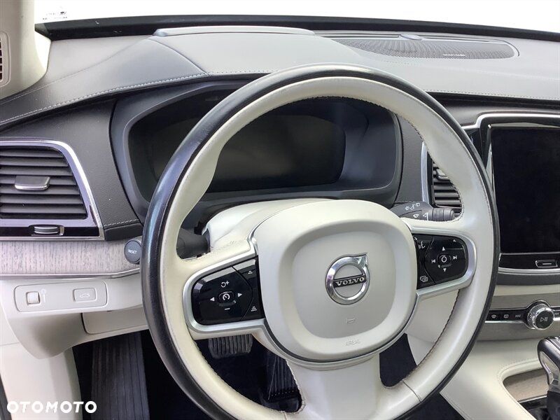 Volvo XC 90 T6 AWD Geartronic Inscription - 17