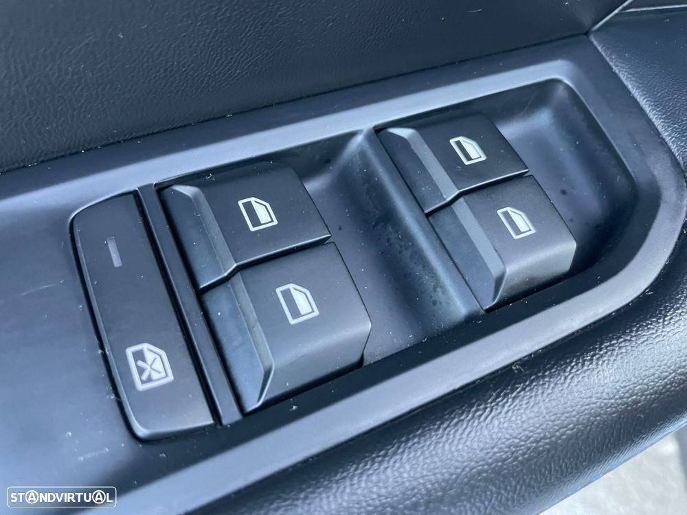 MG MG4 51 kWh Standard - 35