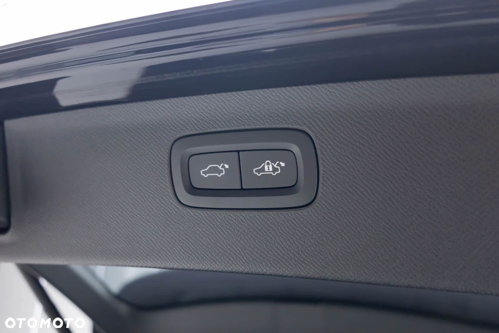 Volvo XC 90 T8 AWD Recharge Plus Bright - 38
