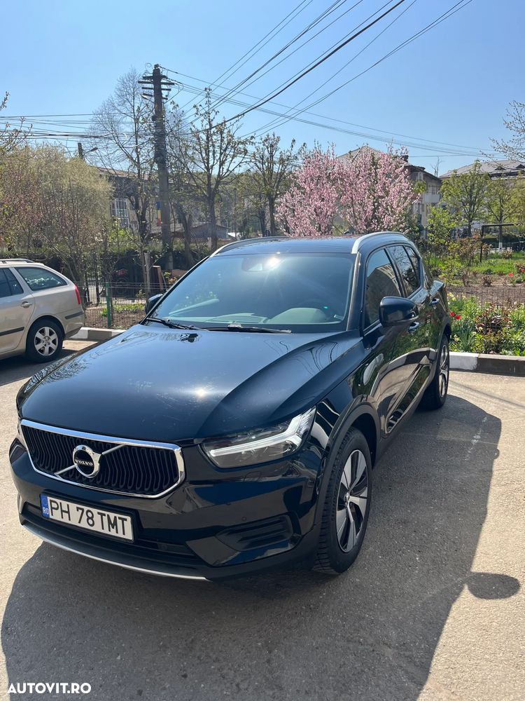 Volvo XC 40 B4 B Geartronic Momentum Pro - 1