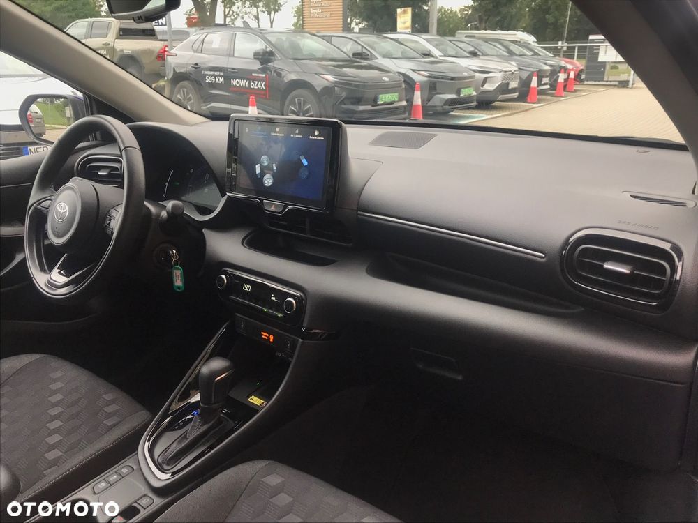 Toyota Yaris Hybrid 1.5 Style - 17