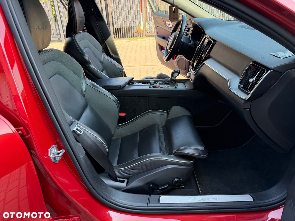 Volvo S60 T6 AWD Geartronic RDesign - 31