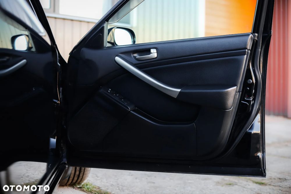 Nissan Skyline - 19
