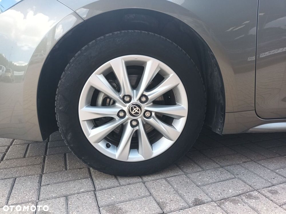 Toyota Corolla 1.8 Hybrid Comfort - 16