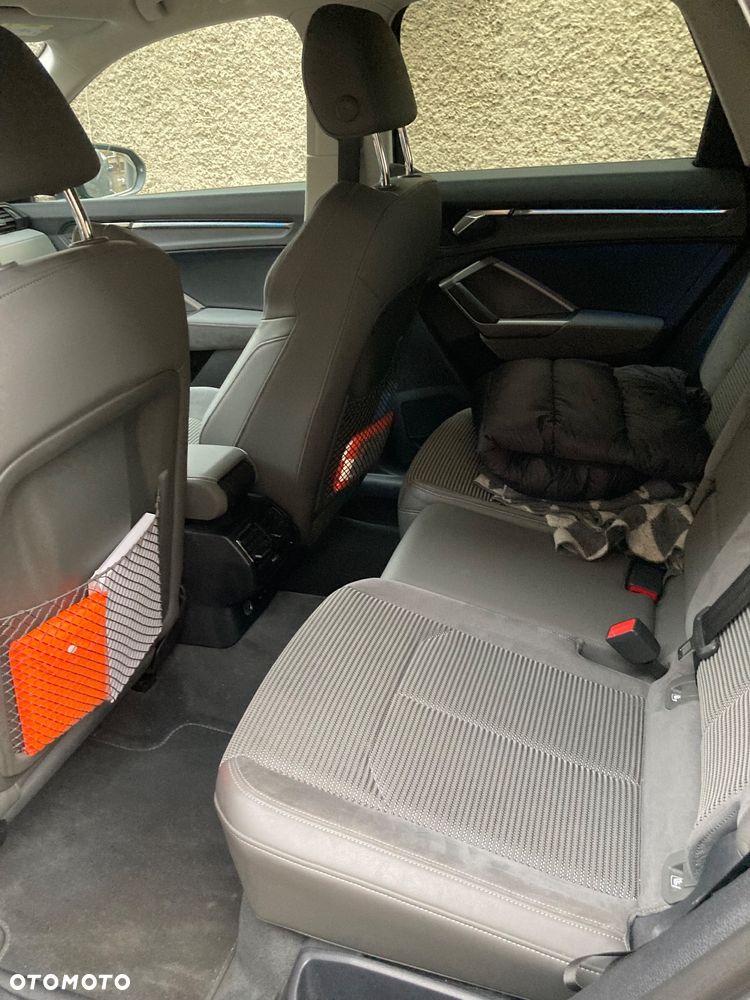 Audi Q3 35 TFSI S tronic - 6