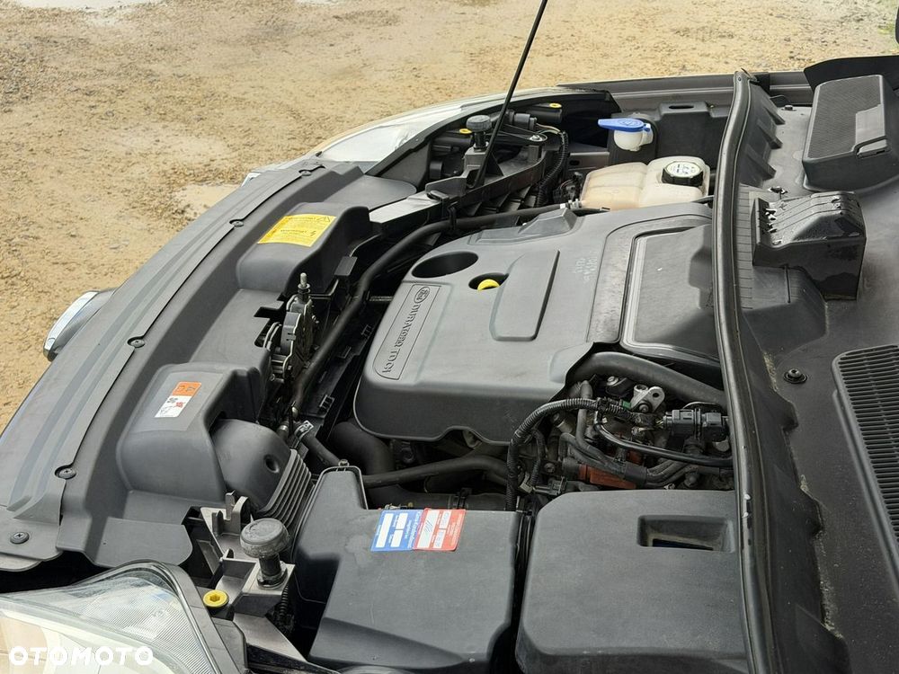 Ford Kuga - 27