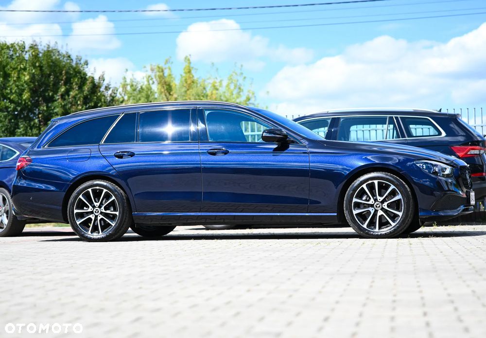 Mercedes-Benz Klasa E 220 d 9G-TRONIC Night Edition - 38