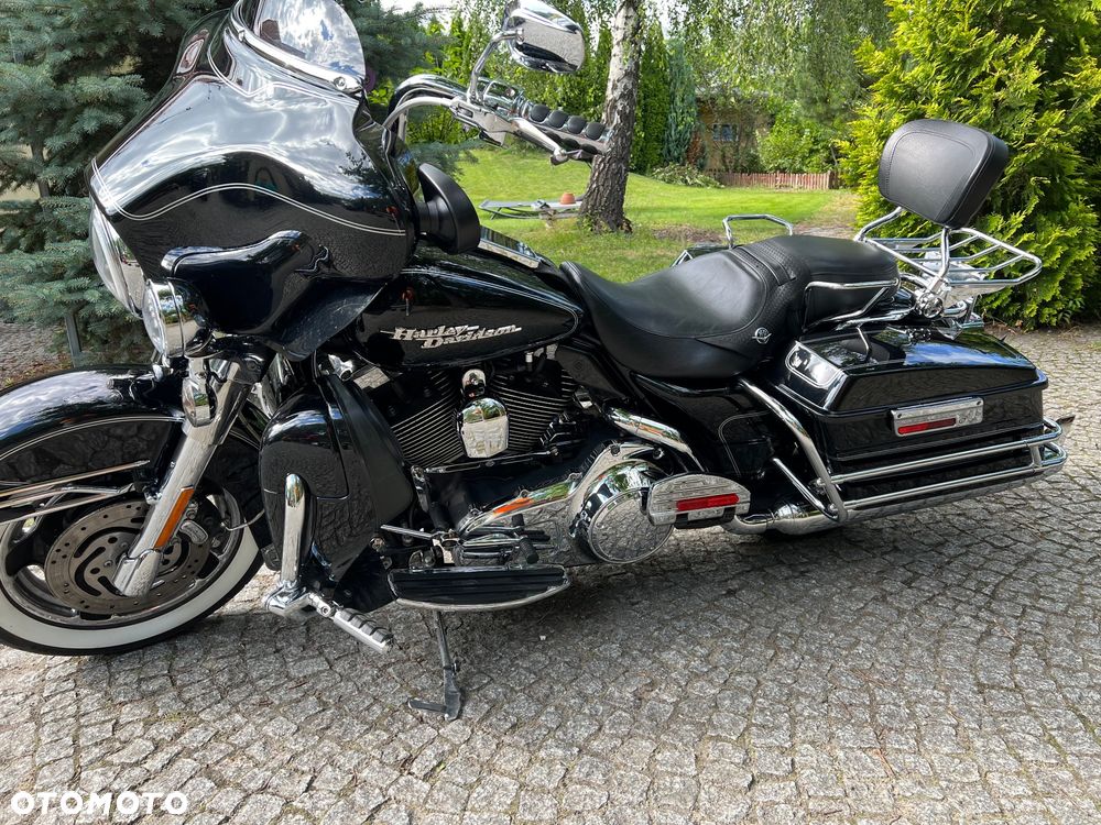 Harley-Davidson FLHT Electra Glide Standard - 4