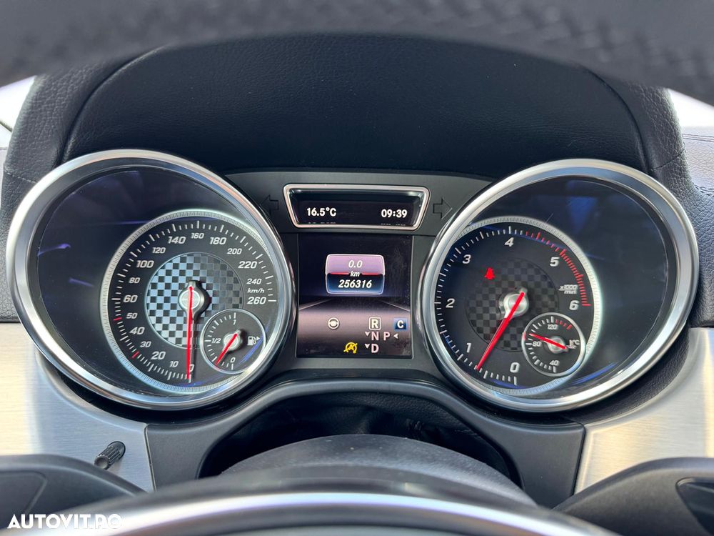 Mercedes-Benz GLE Coupe 350 d 4Matic 9G-TRONIC AMG Line - 33