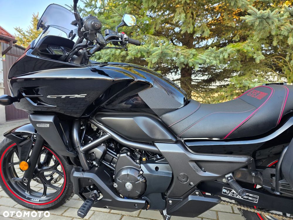 Honda CTX - 24