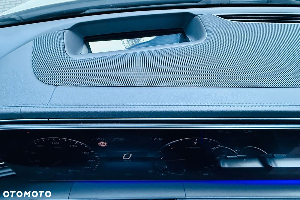 Mercedes-Benz GLS - 22