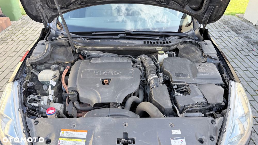 Peugeot 508 RXH 2.0 HDi HYbrid4 - 23