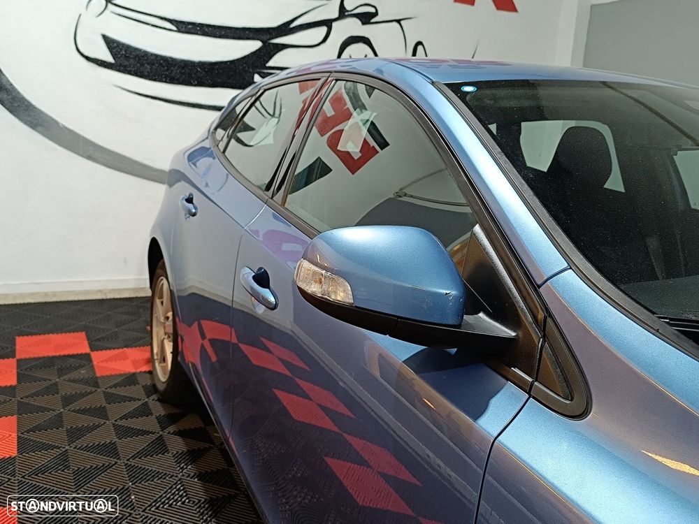 Volvo V40 1.6 D2 Kinetic - 3