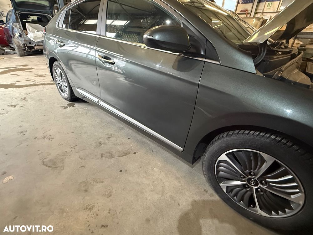 Hyundai IONIQ 1.6 141CP Exclusive - 13