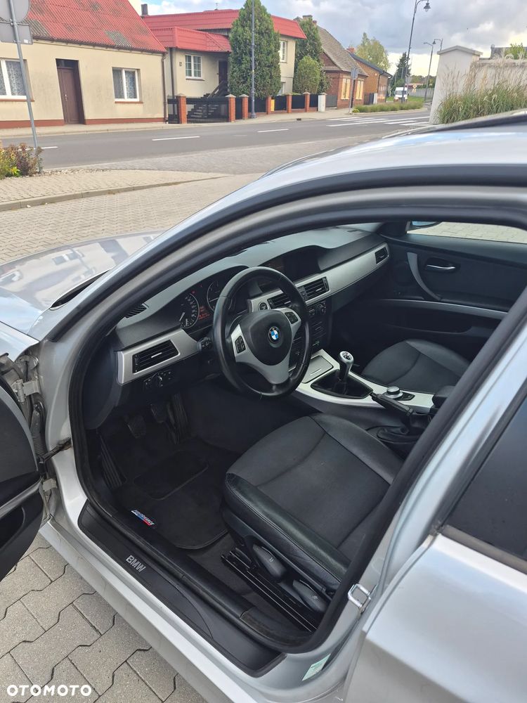 BMW Seria 3 - 17