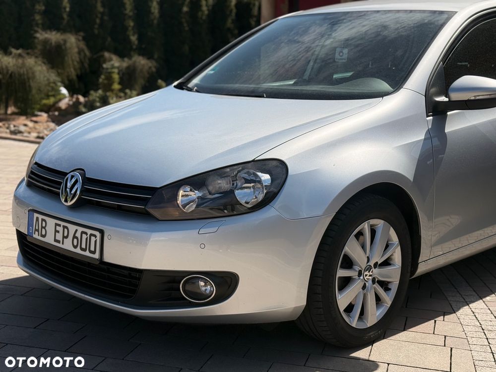 Volkswagen Golf 2.0 TDI DSG Edition - 2