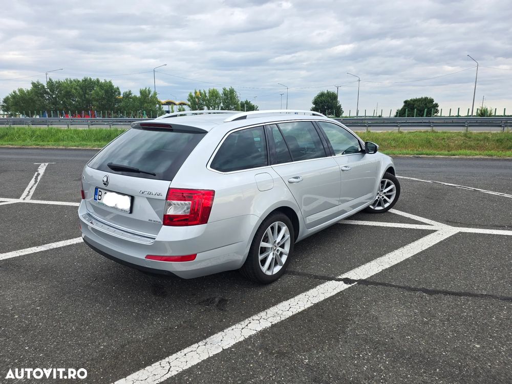 Skoda Octavia Combi Diesel 2.0 TDI DSG Style - 3