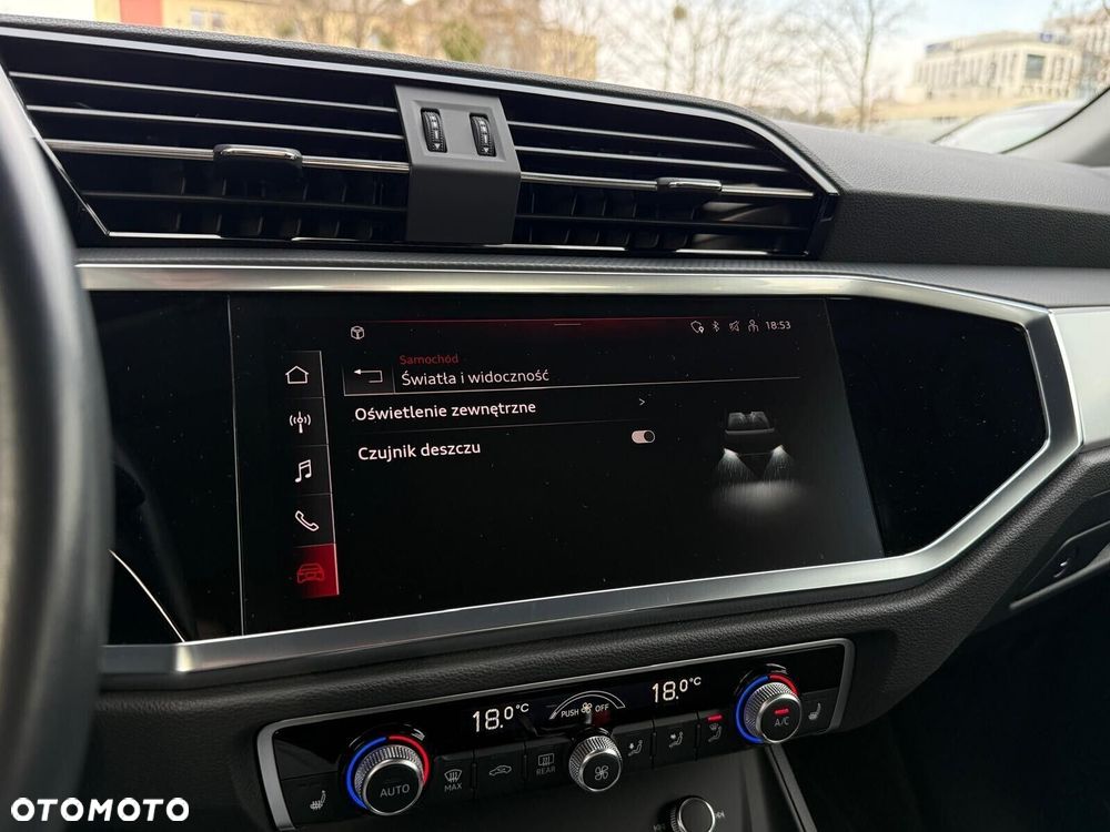 Audi Q3 - 24