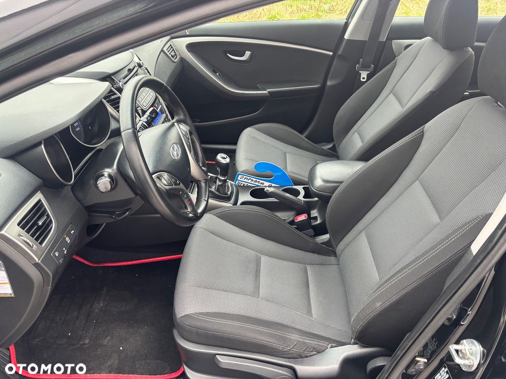 Hyundai i30 1.6 CRDi Style - 24