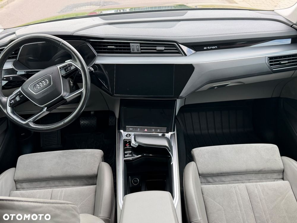 Audi e-tron 55 Quattro Advanced - 16