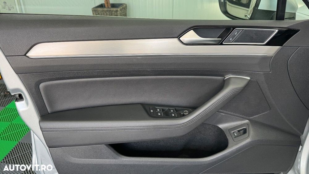 Volkswagen Passat 2.0 TDI DSG Highline - 8