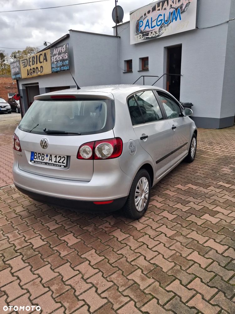 Volkswagen Golf Plus - 8