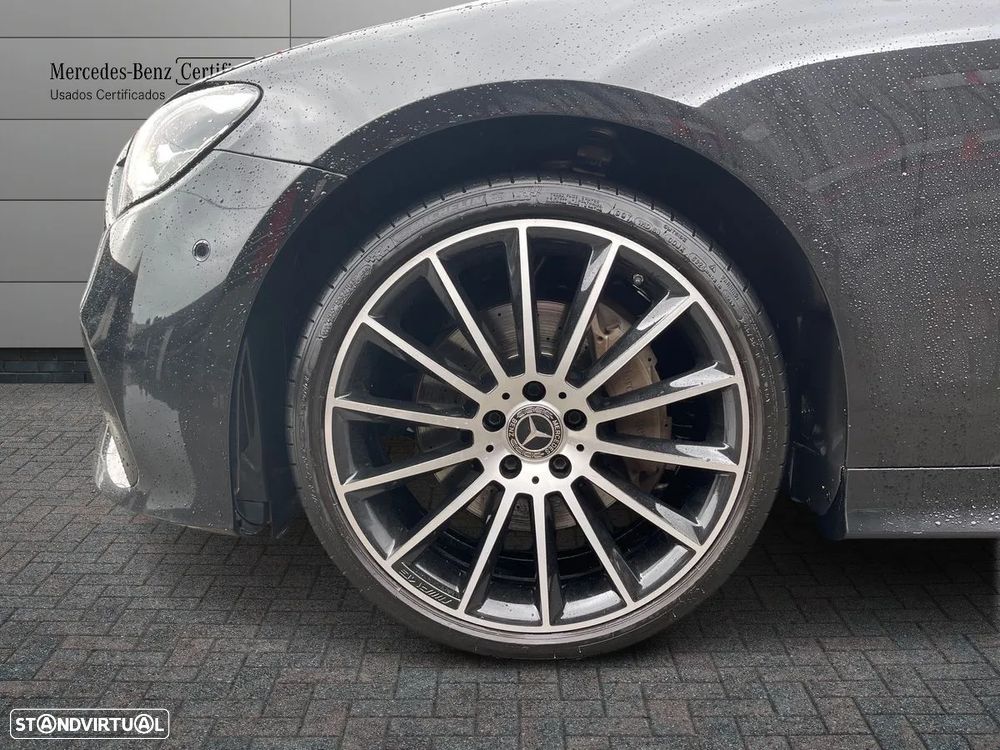 Mercedes-Benz E 300 d AMG Line 4Matic Aut. - 5