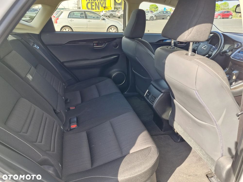 Lexus NX 300h Elite AWD - 16