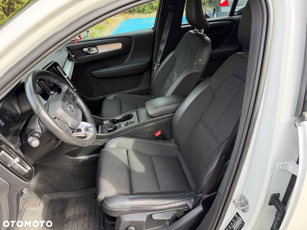 Volvo XC 40 D4 AWD Geartronic Momentum - 15