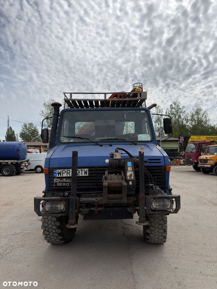 Mercedes-Benz UNIMOG - 3